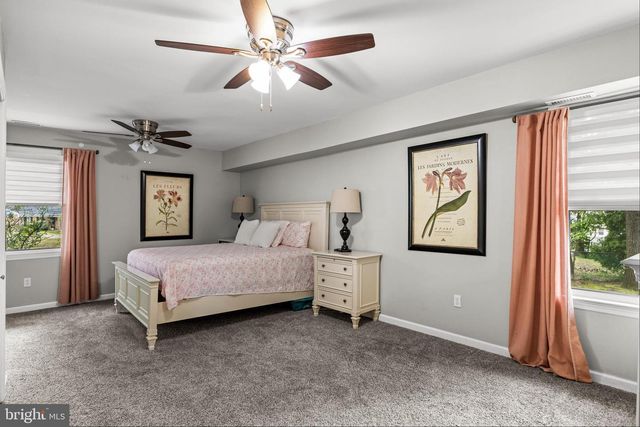 28 WINDMILL, Erial, NJ 08081