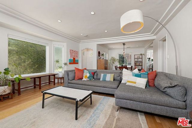 8718 Cadillac Avenue, Los Angeles, CA 90034
