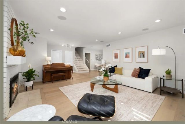 348 N Mountain, Monrovia, CA 91016