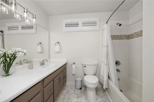 348 N Mountain, Monrovia, CA 91016