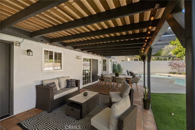 348 N Mountain, Monrovia, CA 91016