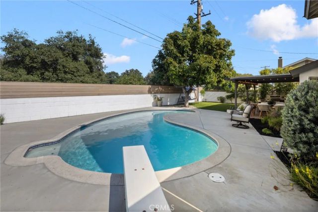 348 N Mountain, Monrovia, CA 91016