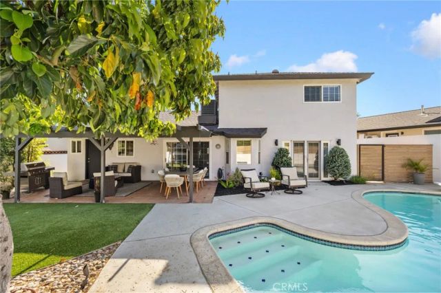 348 N Mountain, Monrovia, CA 91016