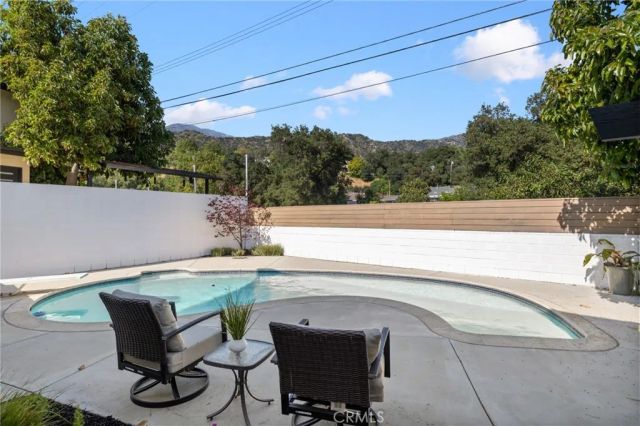 348 N Mountain, Monrovia, CA 91016