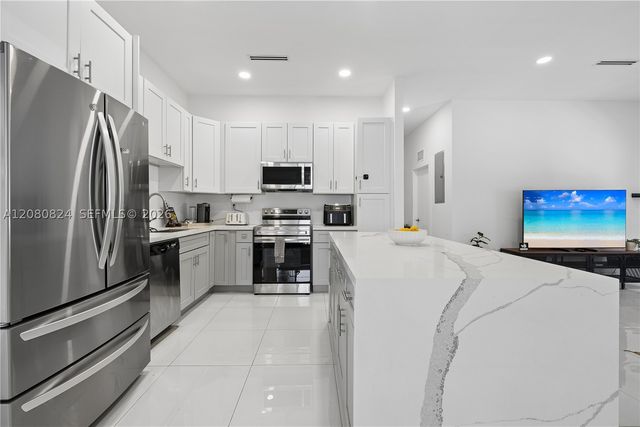4280 SW 13th Ter, Miami, FL 33134