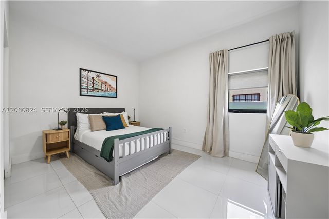 4280 SW 13th Ter, Miami, FL 33134