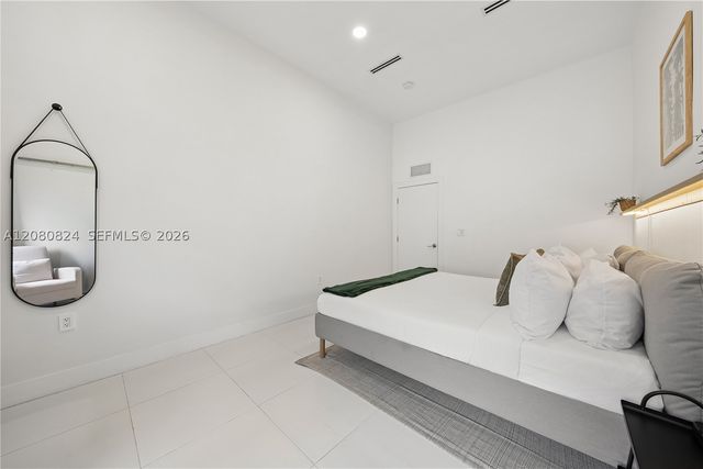 4280 SW 13th Ter, Miami, FL 33134