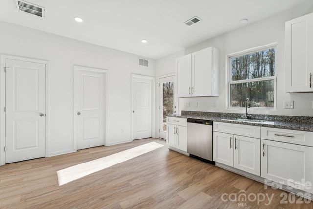 709 Hillsdale Drive, Cherryville, NC 28021