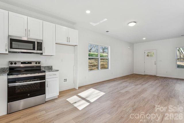 709 Hillsdale Drive, Cherryville, NC 28021