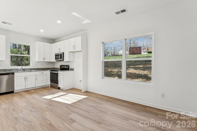 709 Hillsdale Drive, Cherryville, NC 28021