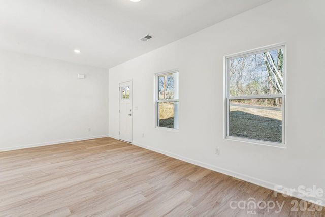 709 Hillsdale Drive, Cherryville, NC 28021