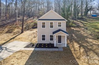 709 Hillsdale Drive, Cherryville, NC 28021