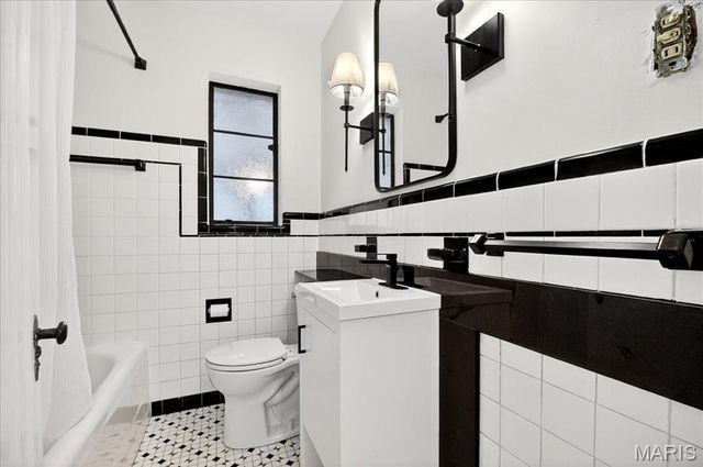 246 S Old Orchard Avenue, St Louis, MO 63119