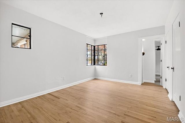 246 S Old Orchard Avenue, St Louis, MO 63119