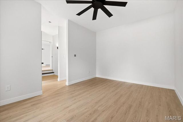 246 S Old Orchard Avenue, St Louis, MO 63119