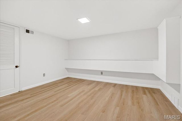 246 S Old Orchard Avenue, St Louis, MO 63119