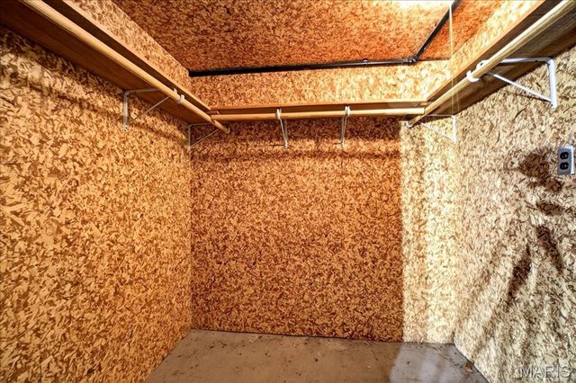 246 S Old Orchard Avenue, St Louis, MO 63119