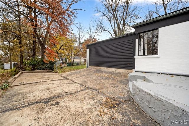 246 S Old Orchard Avenue, St Louis, MO 63119