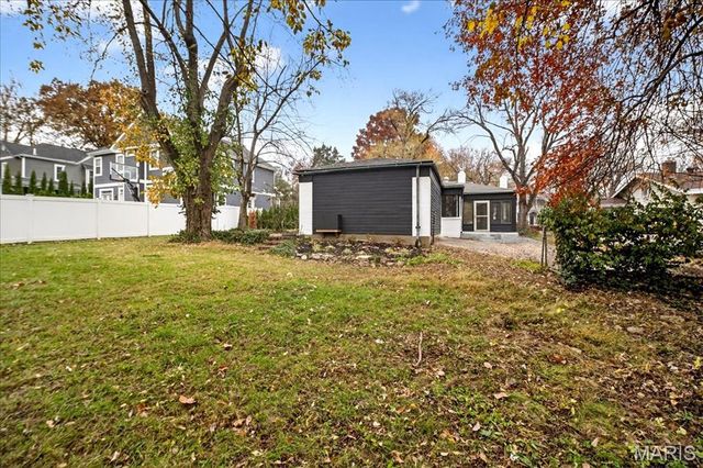 246 S Old Orchard Avenue, St Louis, MO 63119