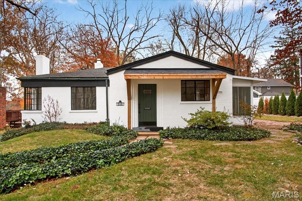 246 S Old Orchard Avenue, St Louis, MO 63119