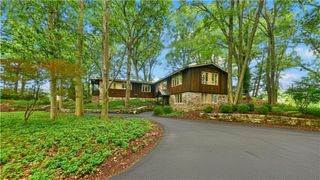 1657 Linden Oaks Lane, Bethlehem City, PA 18015