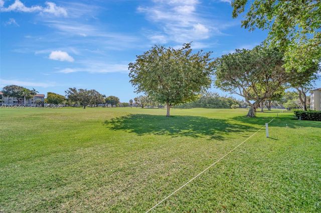 701 SW 128th Ave 207F, Pembroke Pines, FL 33027
