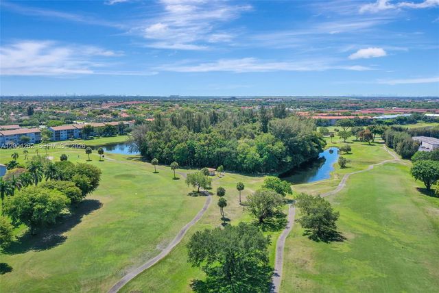 701 SW 128th Ave 207F, Pembroke Pines, FL 33027