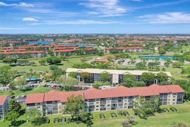 701 SW 128th Ave 207F, Pembroke Pines, FL 33027