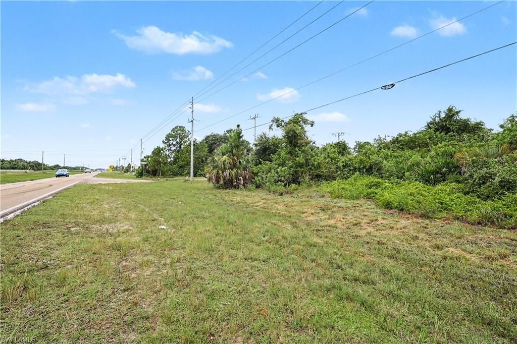 5101 Sunshine BLVD N, LEHIGH ACRES, FL 33971 — photo 4