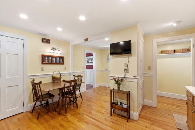 23 Arundel St, Andover, MA 01810