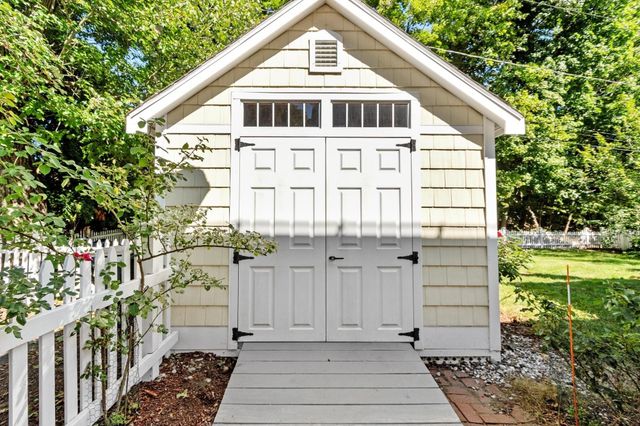 23 Arundel St, Andover, MA 01810