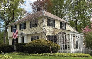 23 Arundel St, Andover, MA 01810