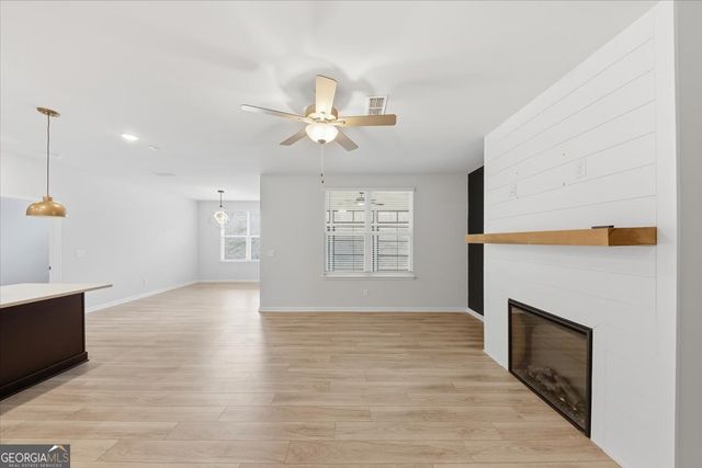 61 Rushing View Glen, Dallas, GA 30157