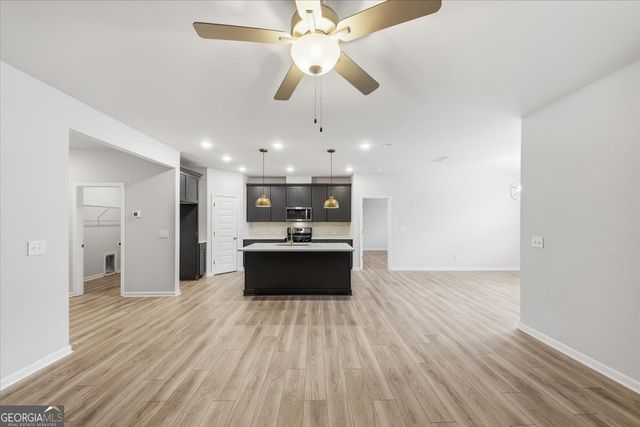 61 Rushing View Glen, Dallas, GA 30157