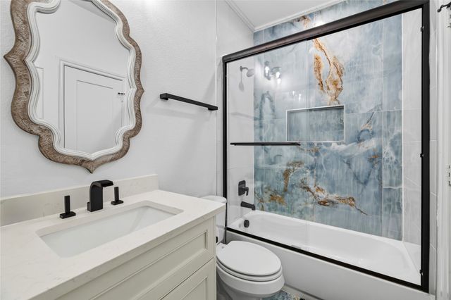 203 Colonial Drive, Mabank, TX 75156