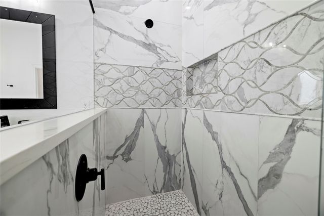 203 Colonial Drive, Mabank, TX 75156