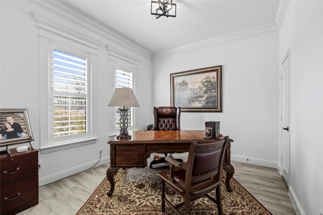 203 Colonial Drive, Mabank, TX 75156