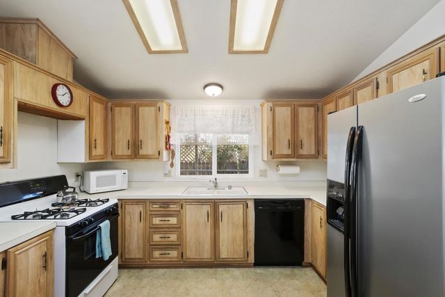 74711 Dillon Road 585, Desert Hot Springs, CA 92241