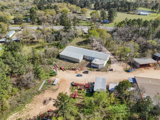 1893 Us Hwy 190 Drive, Huntsville, TX 77340