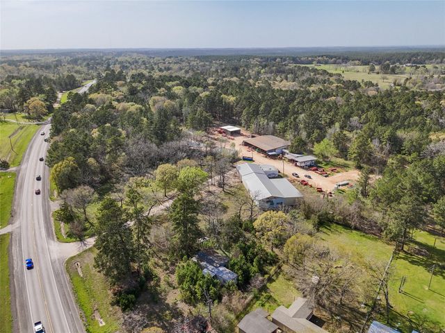 1893 Us Hwy 190 Drive, Huntsville, TX 77340