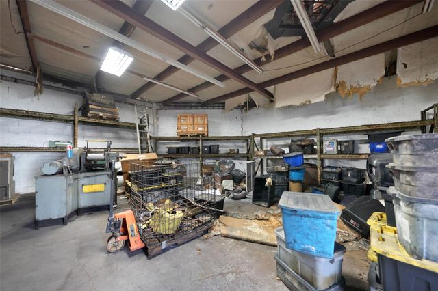 1893 Us Hwy 190 Drive, Huntsville, TX 77340