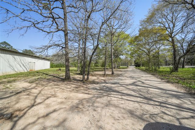 1893 Us Hwy 190 Drive, Huntsville, TX 77340