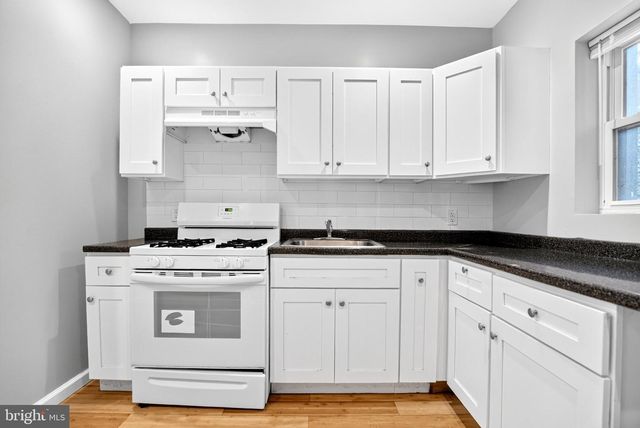 524 N PAXON ST, Philadelphia, PA 19131