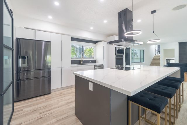 2878 NE 26th Street, Fort Lauderdale, FL 33305