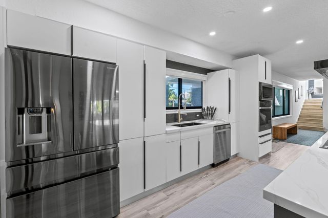 2878 NE 26th Street, Fort Lauderdale, FL 33305