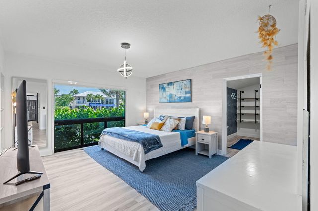 2878 NE 26th Street, Fort Lauderdale, FL 33305