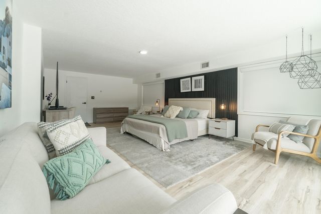 2878 NE 26th Street, Fort Lauderdale, FL 33305