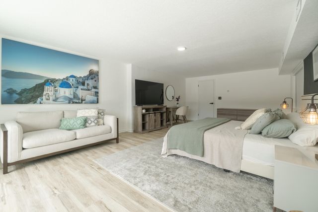 2878 NE 26th Street, Fort Lauderdale, FL 33305