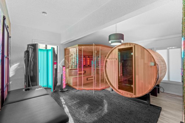 2878 NE 26th Street, Fort Lauderdale, FL 33305