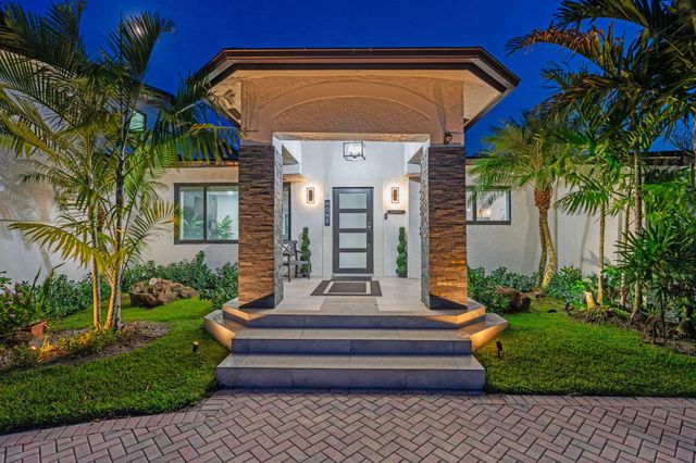 2878 NE 26th Street, Fort Lauderdale, FL 33305